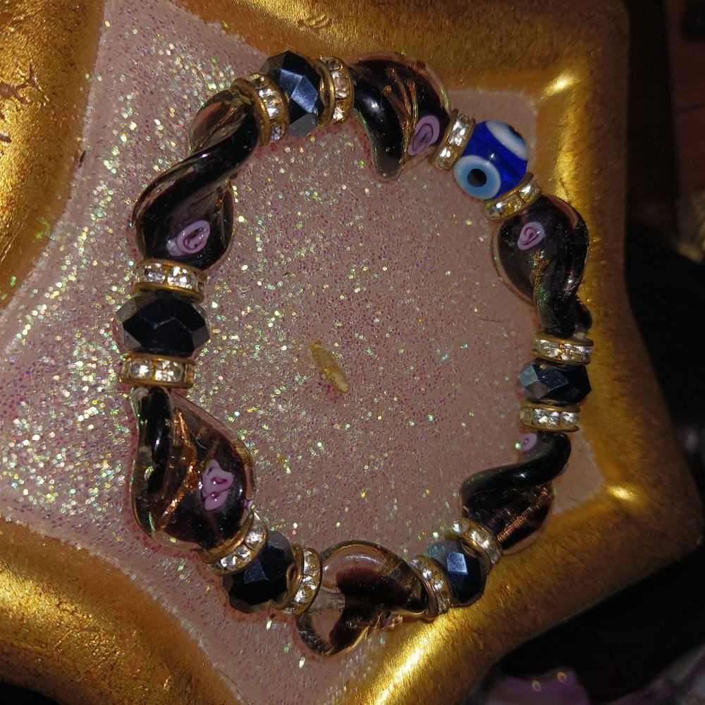 Unique glass beads bracelet
